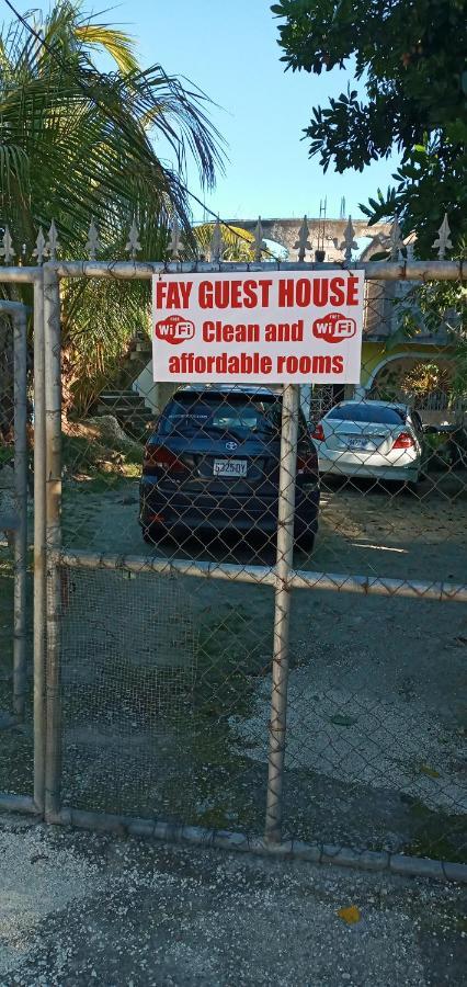 Fay Guest House Negril Bagian luar foto