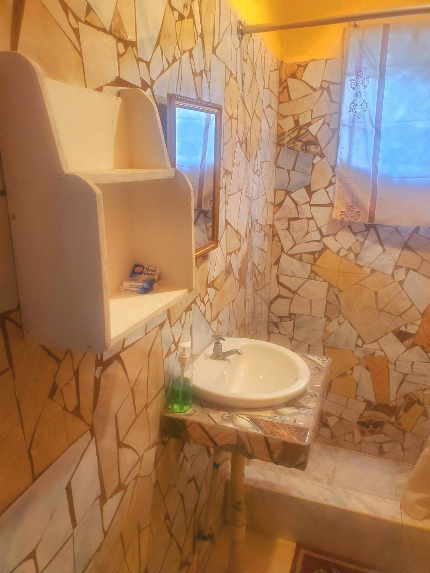 Fay Guest House Negril Ruang foto